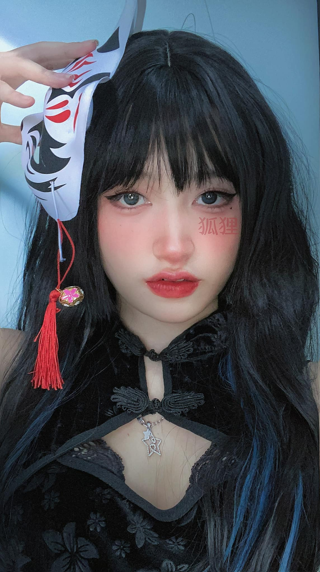 Hà An Ý Miêu, tới từ Hà Nội, tham gia để giao lưu với nhiều người hơn và cũng để kiếm "gấu" cho mùa đông sắp tới