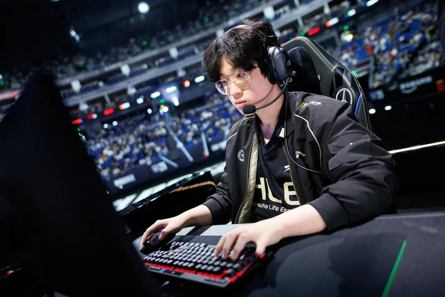 Zeus cũng được cho là có động thái mới trong kỳ chuyển nhượng cuối mùa giải 2025