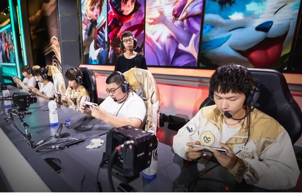 Riot đổi luật cấm-chọn LMHT 2026: First Selection ra mắt 1 Riot Games thông báo thay đổi hệ thống thi đấu LMHT trước mùa giải 2026