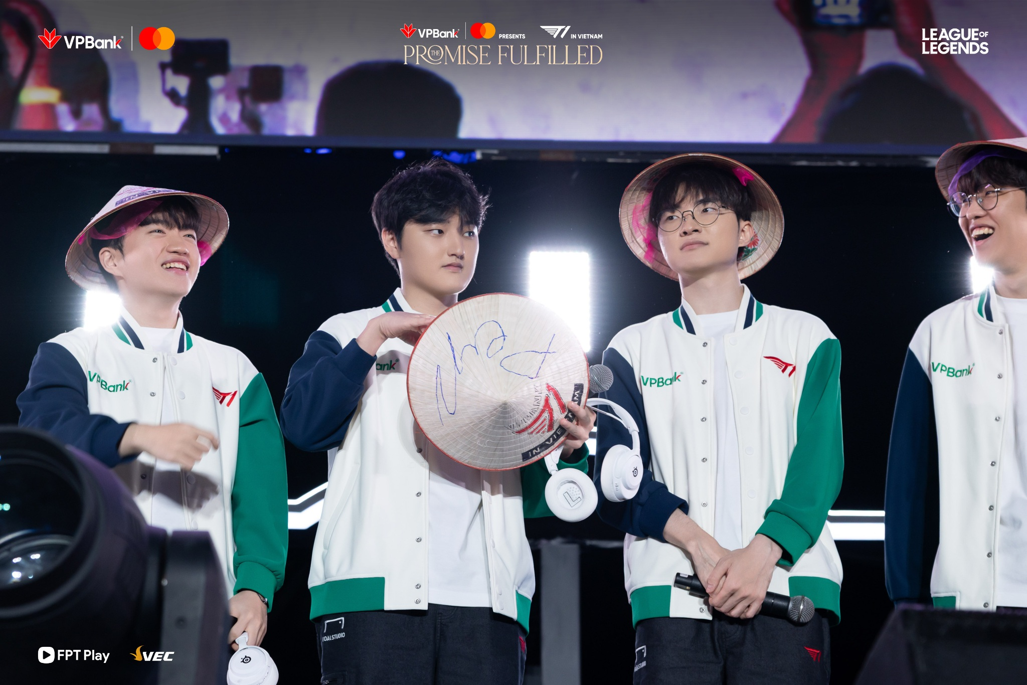 Người hâm mộ tại Việt Nam cùng mong chờ sự trở lại của T1 tại TP.HCM