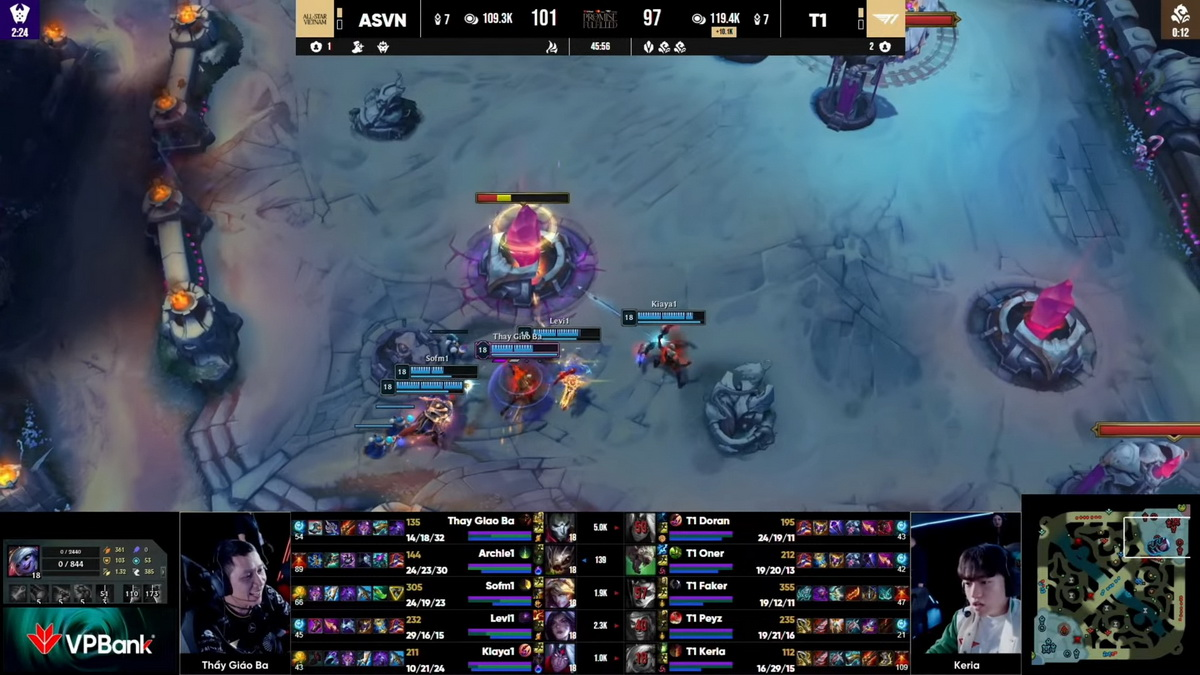 Hai đội combat 5v5 kéo dài, mạng hạ gục xuất hiện liên tục