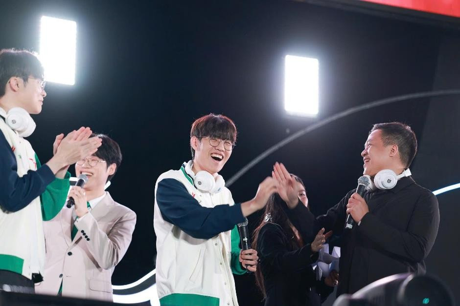 Trận đấu mang đến sự phấn khích cho người hâm mộ Việt Nam