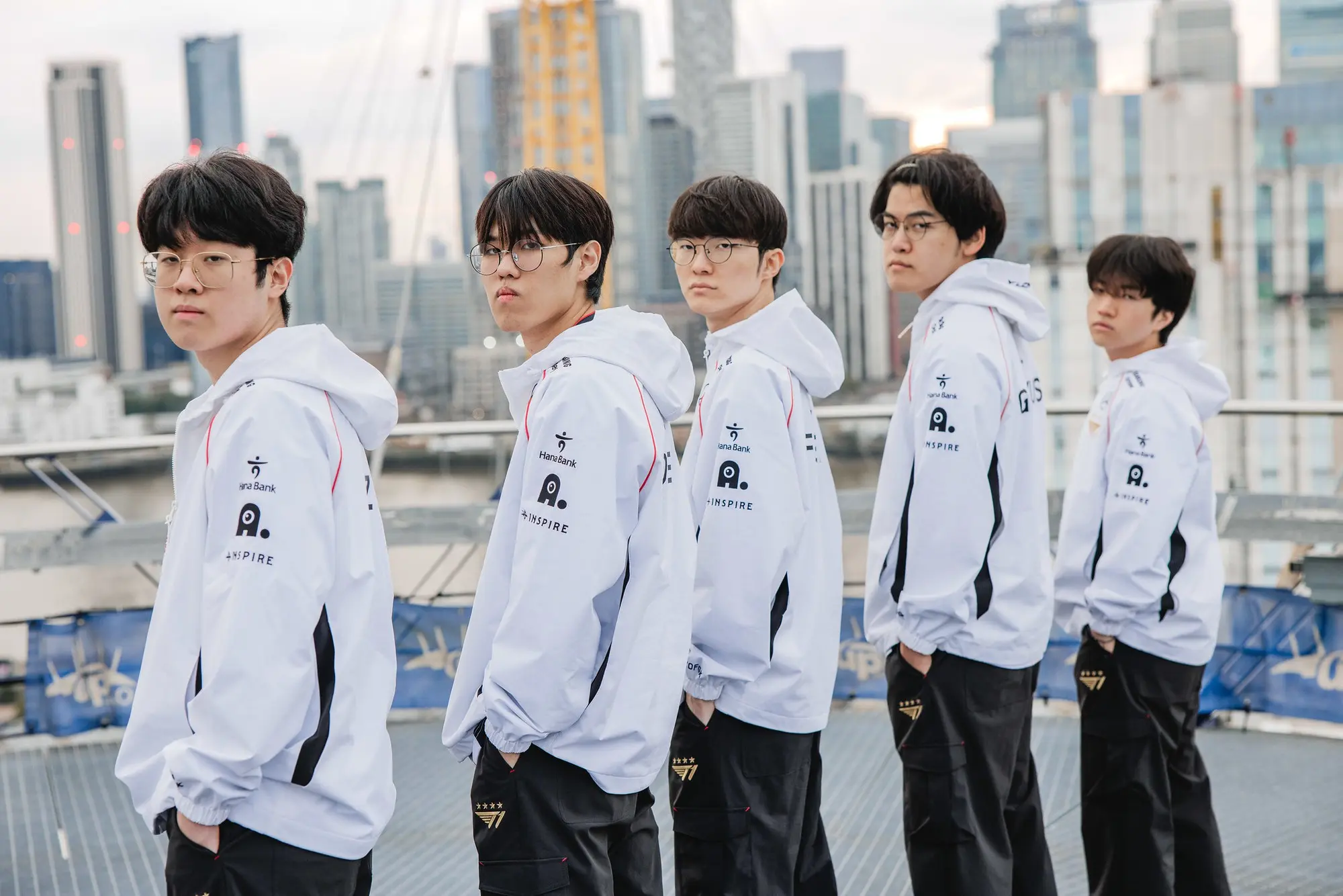 Nếu Keria gia hạn thì trừ 2 tuyển thủ đã rời đi, 3 người còn lại đều sẽ ở lại với T1 lâu dài